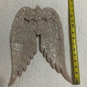 Angel wings wall deco